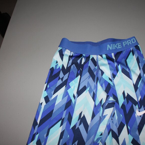 Blue Nike Pro Capris Siize Large - Picture 2 of 5